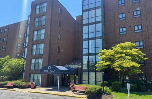5a5-4234 N Main St, Fall River, MA, 02720-1703 | Card Image