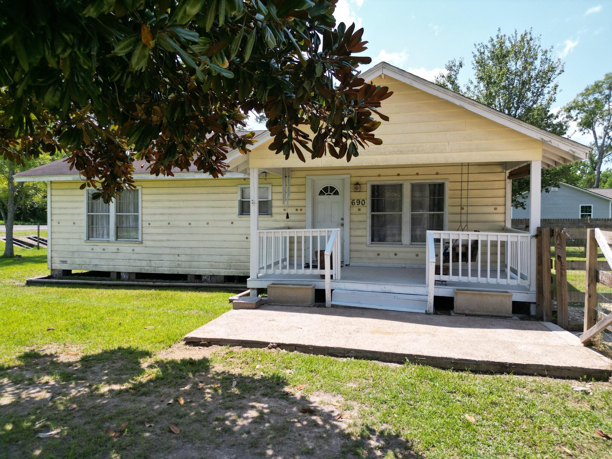 Lindsey Rd, Lumberton, TX 77657