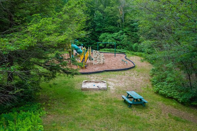 16F - 16F Seasons At Attitash Rd, Condo with 2 bedrooms, 2 bathrooms and null parking in Bartlett NH | Image 39