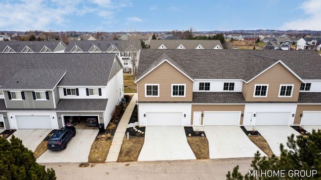 37 - 3614 Buckingham Ln, Condo with 3 bedrooms, 3 bathrooms and null parking in Hudsonville MI | Image 8