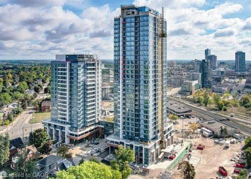 208-15 Wellington St S, Kitchener, ON, N2G0E4 | Card Image