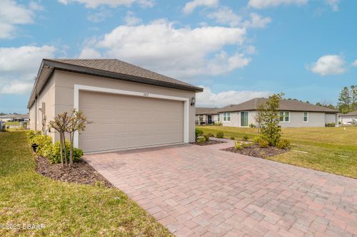 207 Pitching Wedge Dr, DAYTONA BEACH, FL, 32124-3046 | Card Image