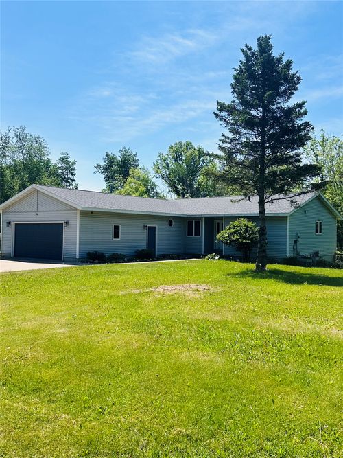 250 W Maple Ave, Barron, WI, 54812-9123 | Card Image