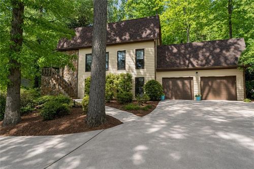 395 Nottingham Dr, Marietta, GA, 30066-2539 | Card Image