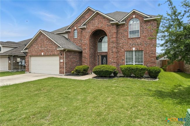 Front of house | Image 33