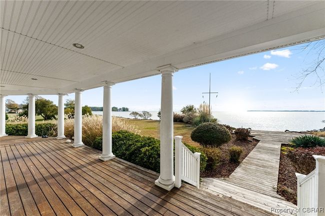 286 Waterbury Rd, House other with 4 bedrooms, 4 bathrooms and null parking in Kilmarnock VA | Image 47