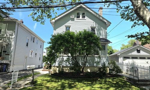 16 Allison Pl, Staten Island, NY, 10306-2302 | Card Image