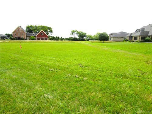 385 Secretariat Dr, Springfield, OH, 45503-3576 | Card Image