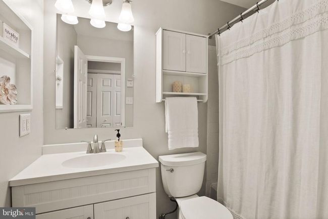 10627 Summer Oak Ct, Townhouse with 4 bedrooms, 3 bathrooms and null parking in BURKE VA | Image 45