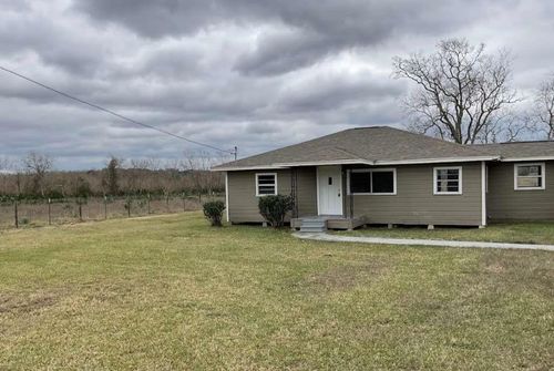 10545 Fm 521 Rd, Brazoria, TX, 77422-6624 | Card Image