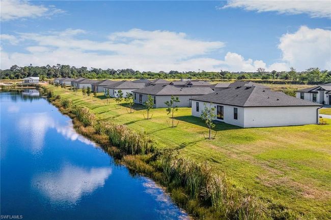 869 General Chesty Puller Ct, House other with 3 bedrooms, 2 bathrooms and 2 parking in LABELLE FL | Image 20