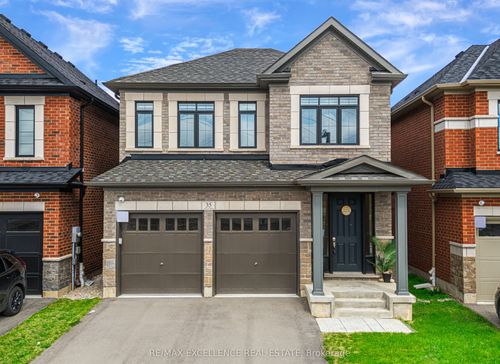 35 Guernsey Dr, Kitchener, ON, N2R0T7 | Card Image