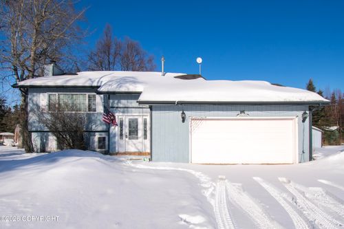117 Wooded Glen Ct, Kenai, AK, 99611-6867 | Card Image