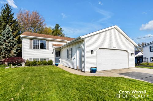 7115 12th Ave, Jenison, MI, 49428-8120 | Card Image