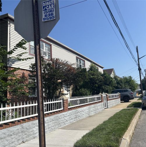 2-21811 107th Ave, Queens Village, NY, 11429-2063 | Card Image