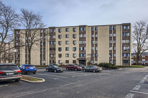 509-9745 S Karlov Avenue, Oak Lawn, IL, 60453 | Card Image