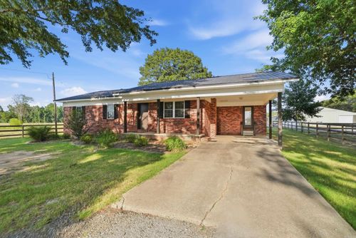 75 Stark Ave, Greers Ferry, AR, 72067-9133 | Card Image