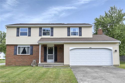1656 Belfair Dr, Twinsburg, OH, 44087-1159 | Card Image