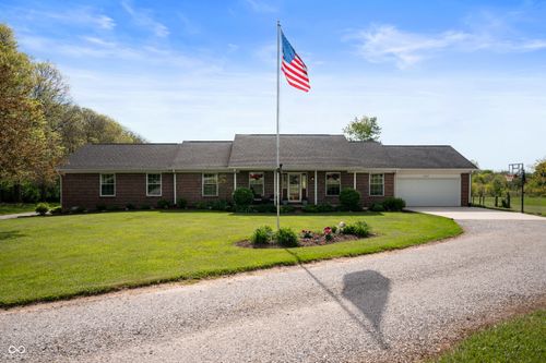 6640 S Greensboro Pike, Knightstown, IN, 46148-9354 | Card Image