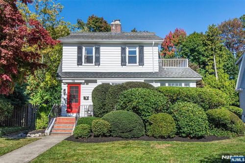 19 Carolin Road, Montclair, NJ, 07043 | Card Image