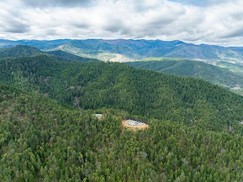 0 Bonnie Ln, Grants Pass, OR, 97527 | Card Image