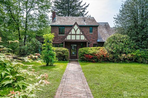 87 Linden Ave, Metuchen, NJ, 08840-1448 | Card Image