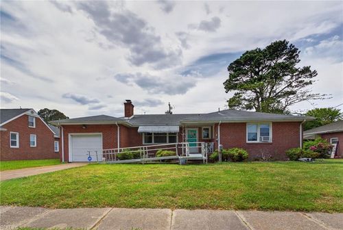 7845 Tarpon Pl, Norfolk, VA, 23518-4614 | Card Image