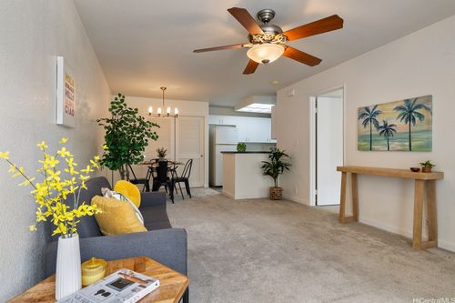 13e-492 Mananai Pl, Honolulu, HI, 96818-5336 | Card Image