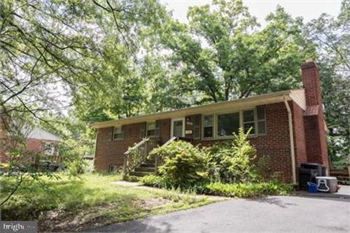 10505 Forest Ave, FAIRFAX, VA, 22030-3605 | Card Image