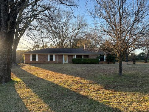 829 Range Rd, Palestine, TX, 75801-4761 | Card Image