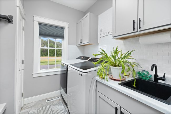 14 Finn Ln, House other with 3 bedrooms, 3 bathrooms and null parking in Plainfield CT | Image 24