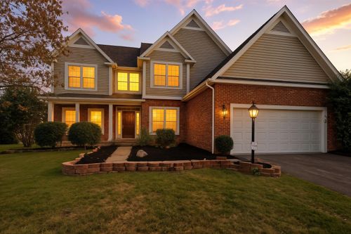 6647 Westbury Dr, Dublin, OH, 43016-8579 | Card Image