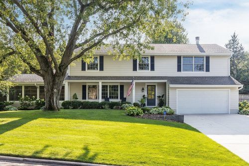 4801 Larkspur Ln, Edina, MN, 55435-4025 | Card Image