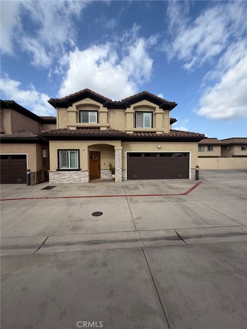 6518 Walker Ave, Bell, CA, 90201-1143 | Card Image