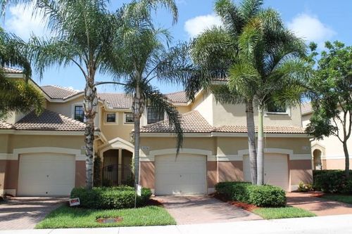 4136 Forest Dr, Weston, FL, 33332-2141 | Card Image