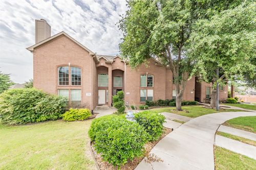 1785 Massey Dr, Lewisville, TX, 75067-6259 | Card Image