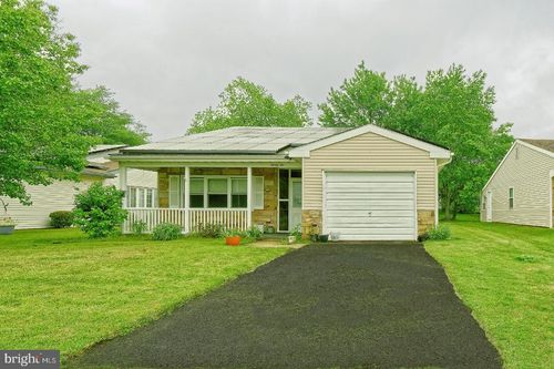 96 Huntington Dr, Southampton, NJ, 08088-1209 | Card Image