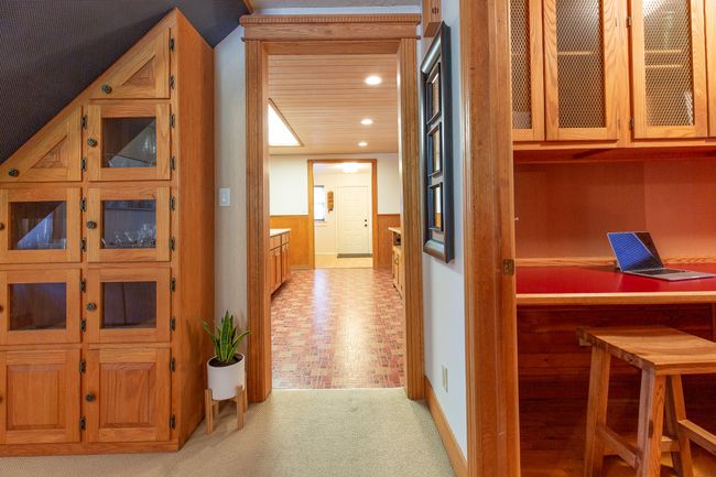 925 W Spruce St, House other with 3 bedrooms, 2 bathrooms and null parking in Missoula MT | Image 28