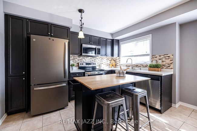 54 Barnham St, House attached with 3 bedrooms, 3 bathrooms and 1 parking in Ajax ON | Image 15