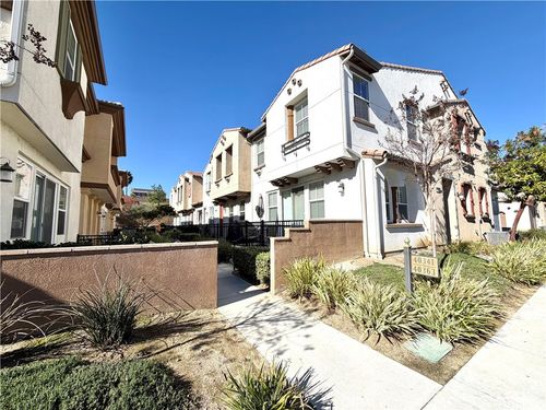 40347 Calle Real, Murrieta, CA, 92563-5903 | Card Image