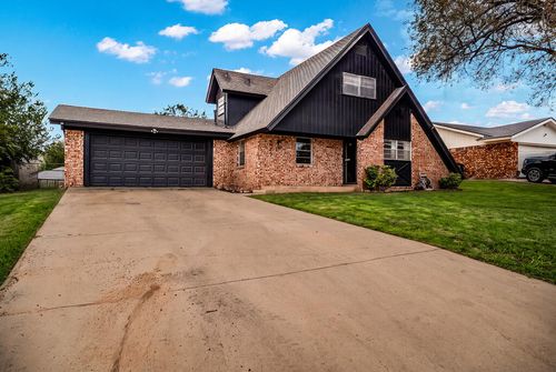 2509 Carol Dr, Big Spring, TX, 79720-6113 | Card Image