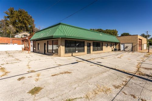 2726 E Broadway, Alton, IL, 62002-1858 | Card Image