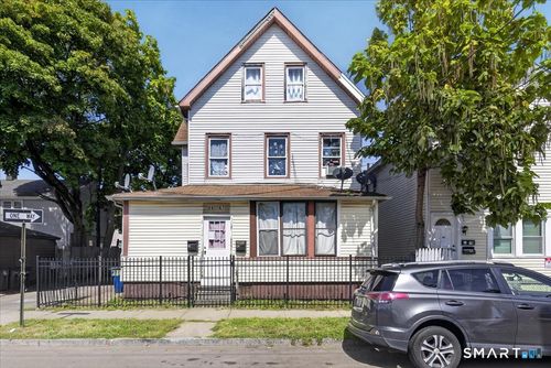 67 Clay St, New Haven, CT, 06513-3630 | Card Image