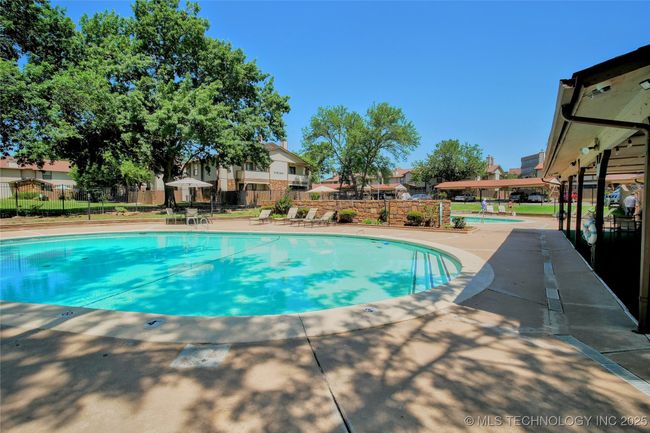 E - 6370 S 80 Th East Ave, Condo with 2 bedrooms, 3 bathrooms and null parking in Tulsa OK | Image 33