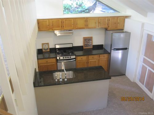 909 Route 9w S, Nyack, NY, 10960-5007 | Card Image