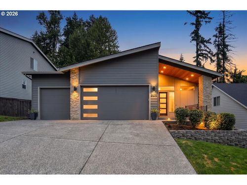 626 Ne Province Ct, Camas, WA, 98607-1716 | Card Image