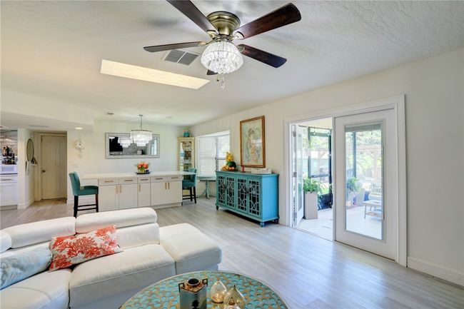 985 George St, House other with 2 bedrooms, 2 bathrooms and null parking in SEBASTIAN FL | Image 11