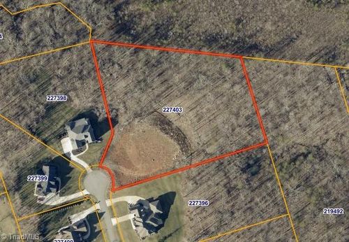 7824 Neugent Dr, Kernersville, NC, 27284-9949 | Card Image