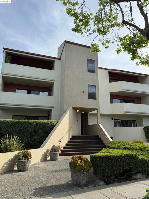 102-2515 Central Ave, Alameda, CA, 94501-4664 | Card Image
