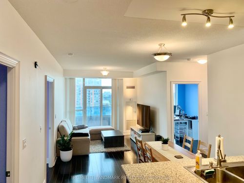 961-23 Cox Blvd, Markham, ON, L3R7Z9 | Card Image